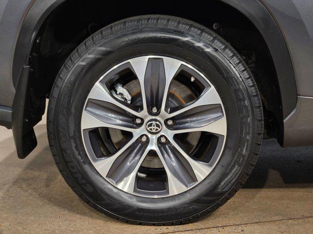 used 2024 Toyota Highlander car, priced at $41,595