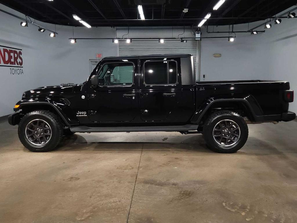 used 2022 Jeep Gladiator car, priced at $33,895