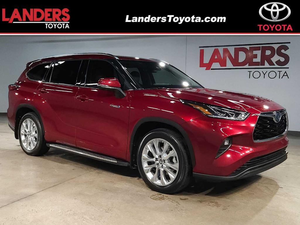 used 2021 Toyota Highlander Hybrid car, priced at $38,330