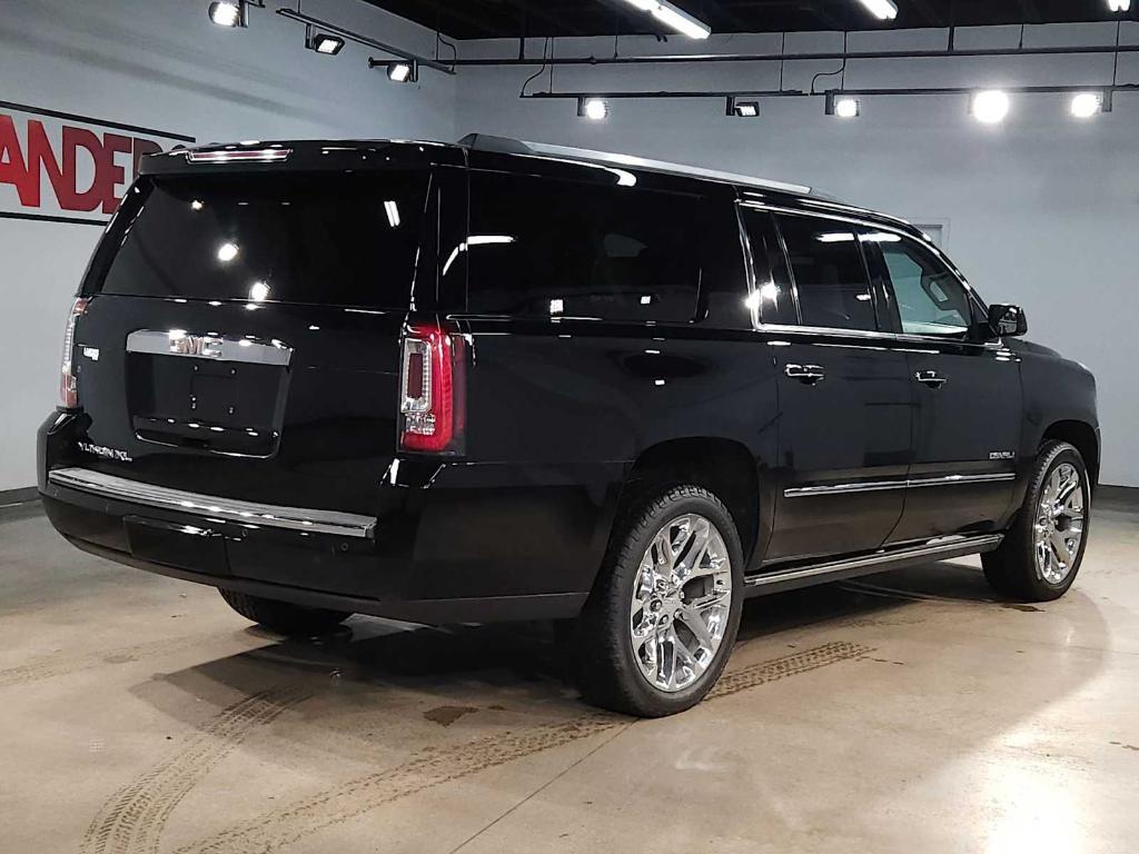 used 2019 GMC Yukon XL car, priced at $32,733