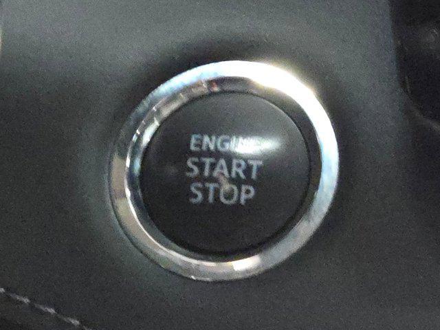 used 2022 Toyota Highlander car, priced at $35,893