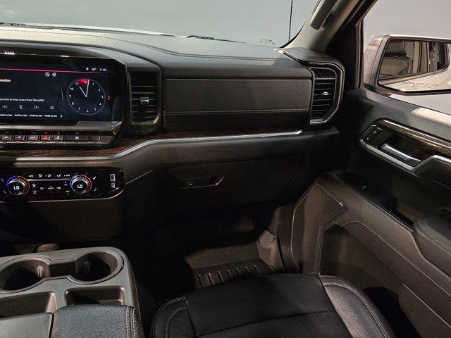 used 2022 GMC Sierra 1500 car, priced at $40,459