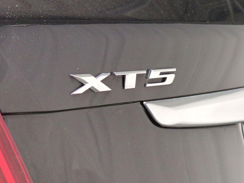 used 2017 Cadillac XT5 car, priced at $12,995