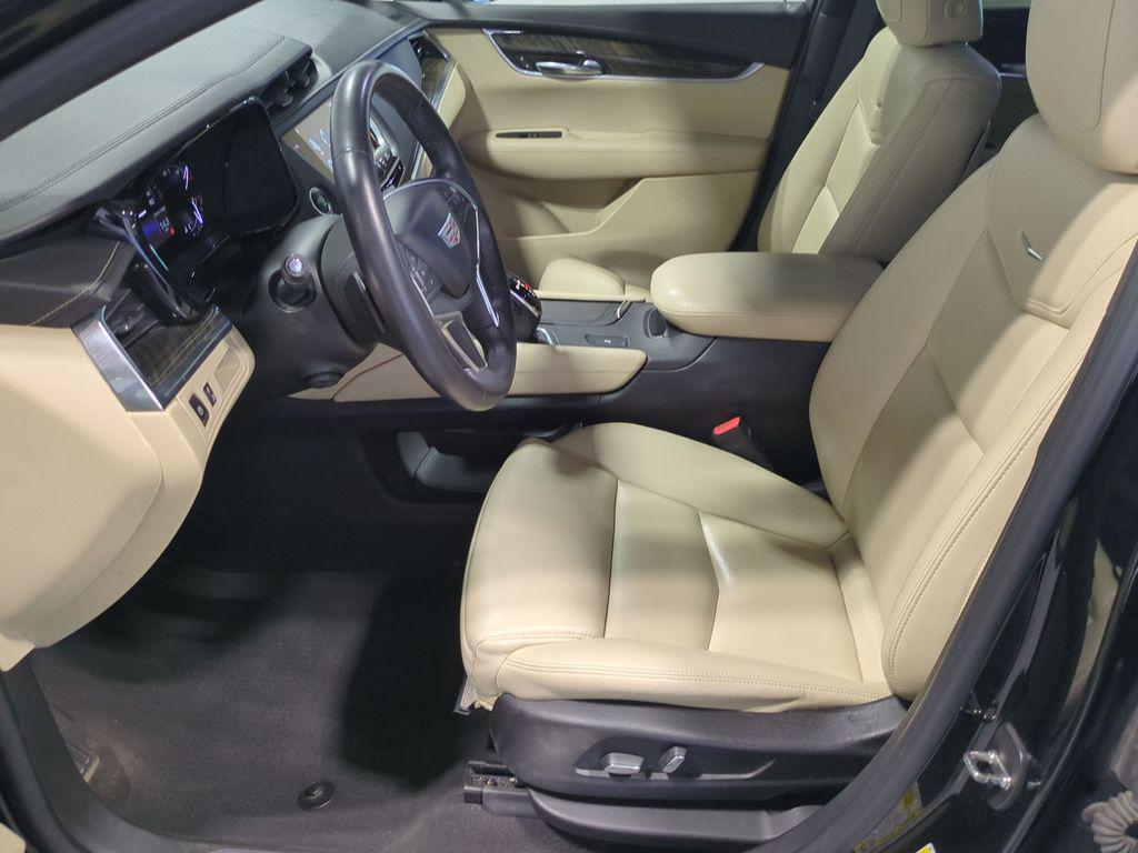used 2017 Cadillac XT5 car, priced at $12,995