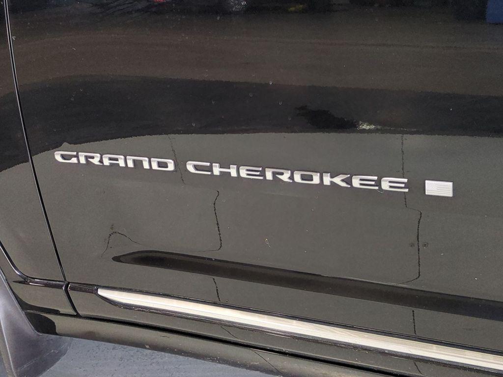 used 2022 Jeep Grand Cherokee car, priced at $38,825