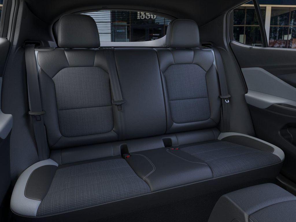 new 2025 Buick Envista car, priced at $26,199