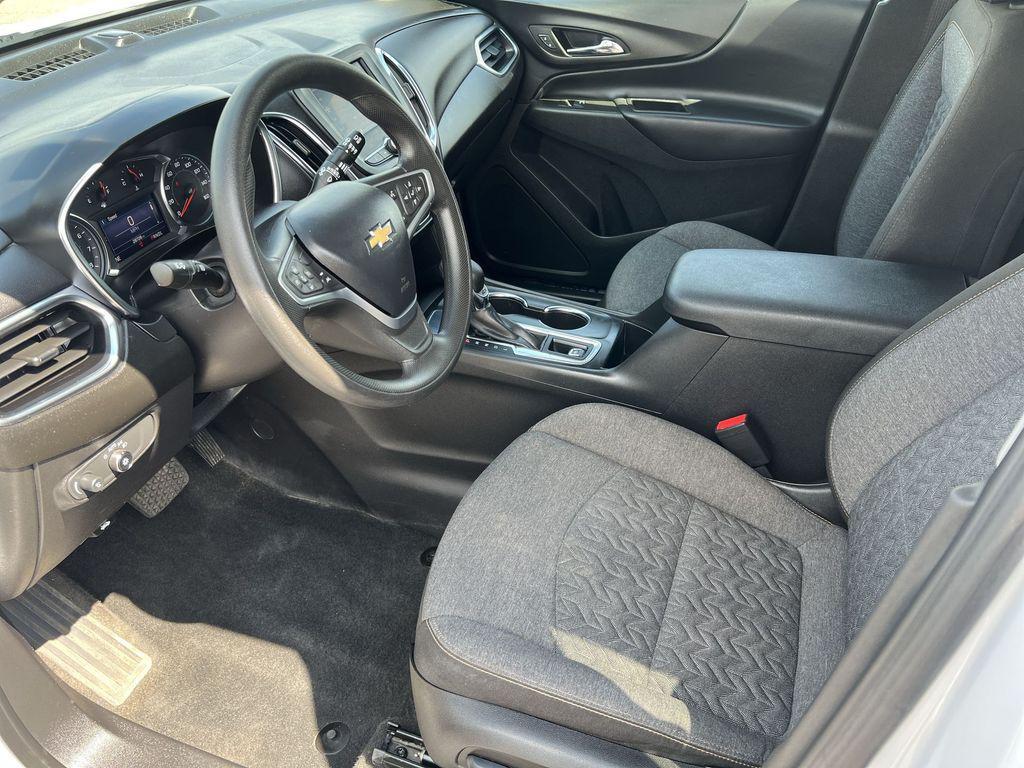 used 2022 Chevrolet Equinox car, priced at $18,895