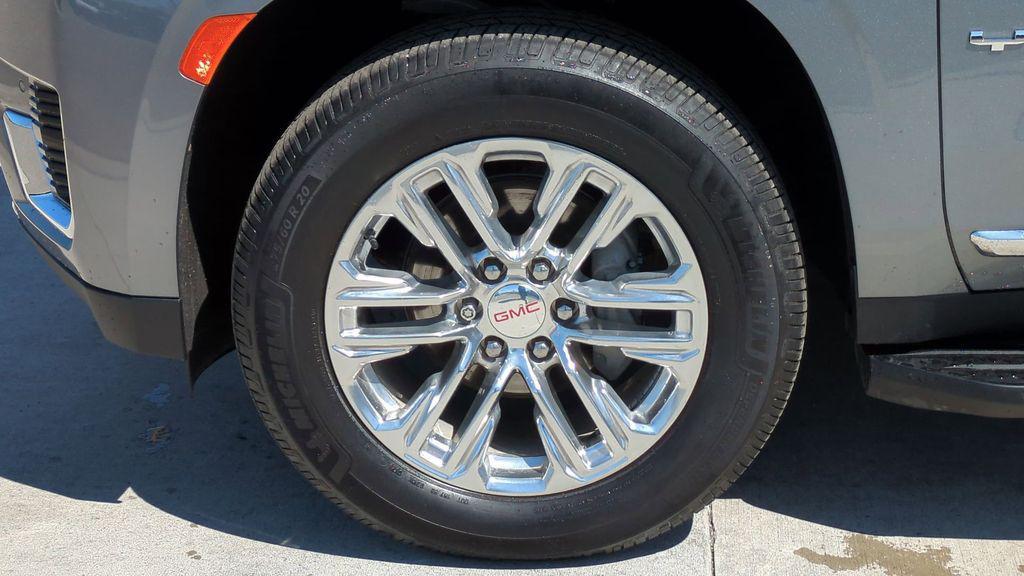used 2022 GMC Yukon car, priced at $45,395