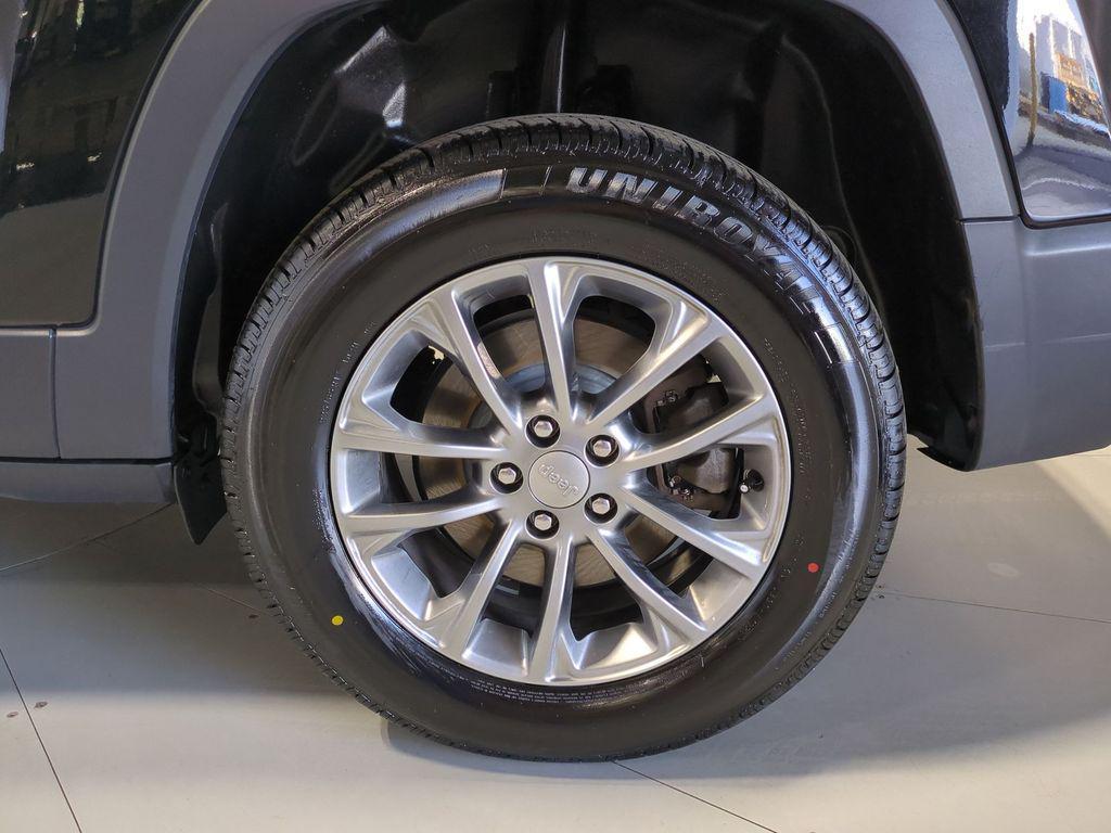 used 2020 Jeep Cherokee car, priced at $17,650