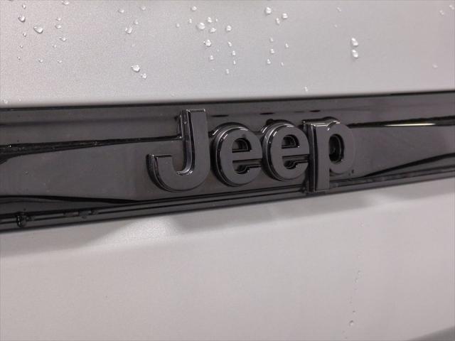 used 2023 Jeep Grand Cherokee car, priced at $34,895