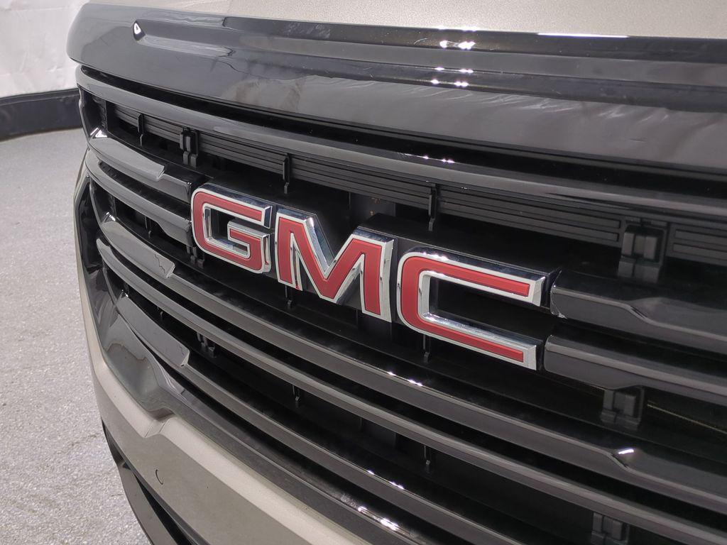 used 2022 GMC Acadia car, priced at $27,250