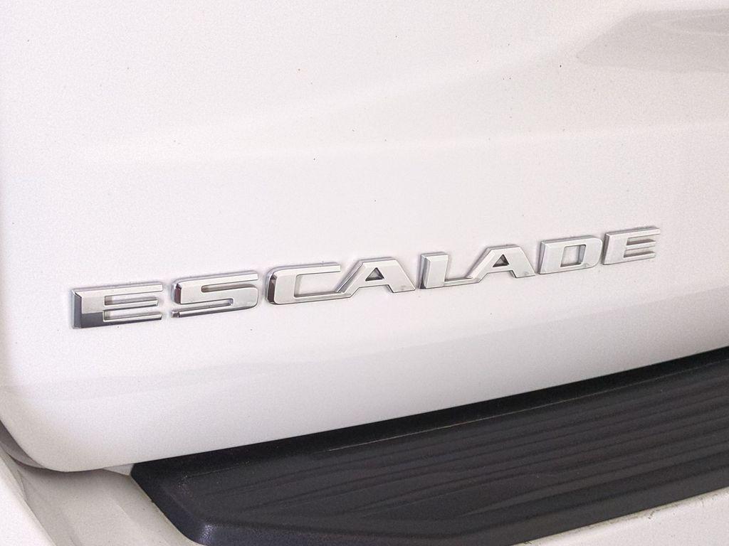 used 2021 Cadillac Escalade ESV car, priced at $66,005