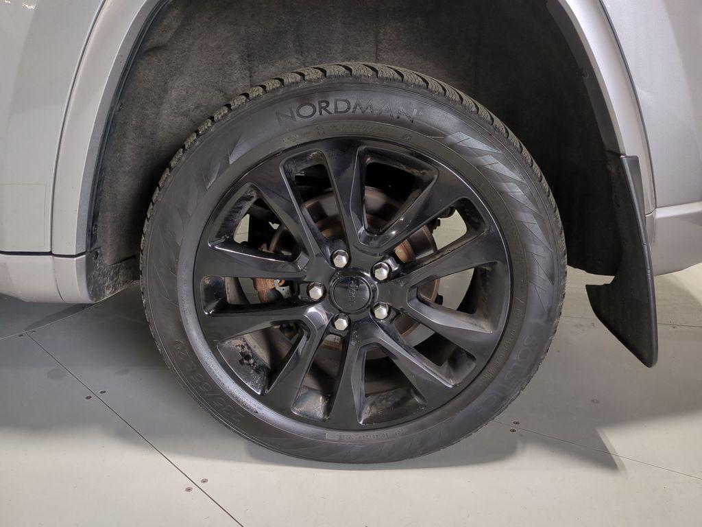 used 2017 Jeep Grand Cherokee car, priced at $12,315