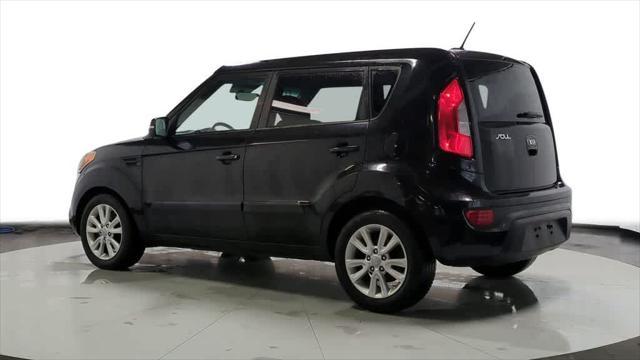 used 2013 Kia Soul car, priced at $4,995