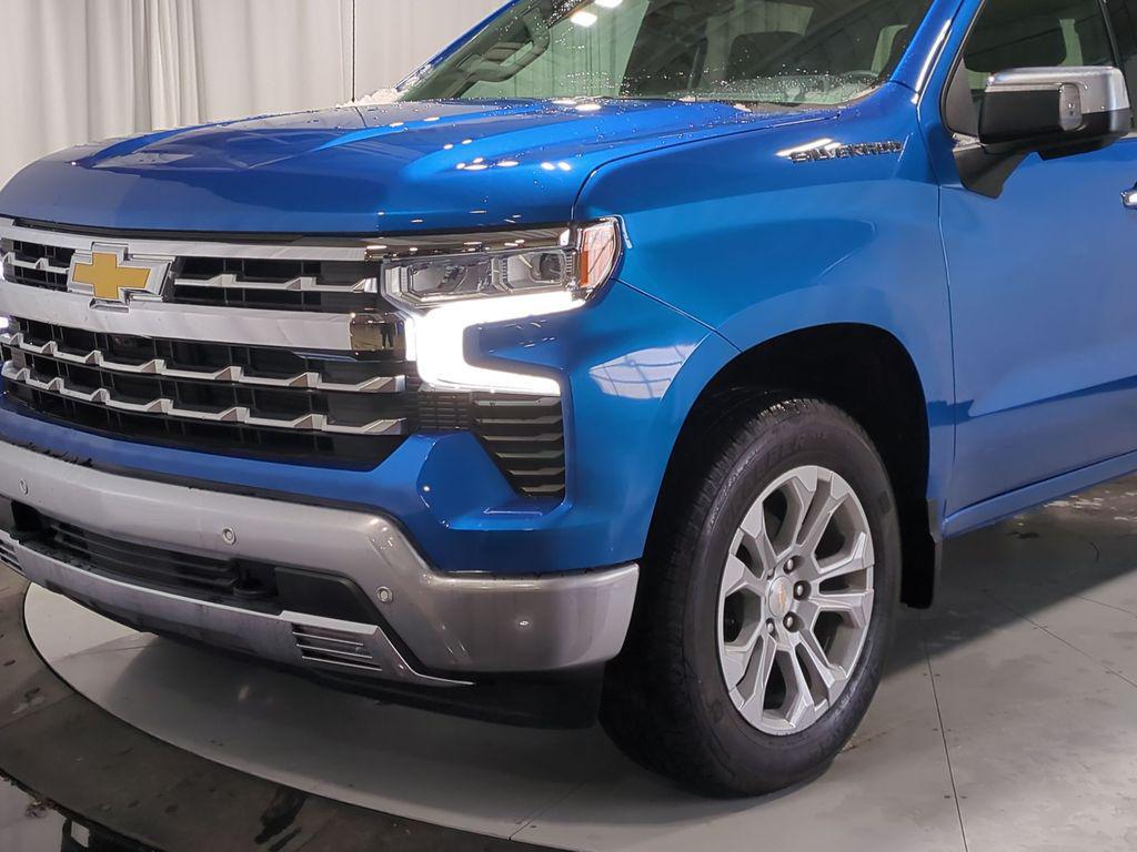 used 2022 Chevrolet Silverado 1500 car, priced at $44,995