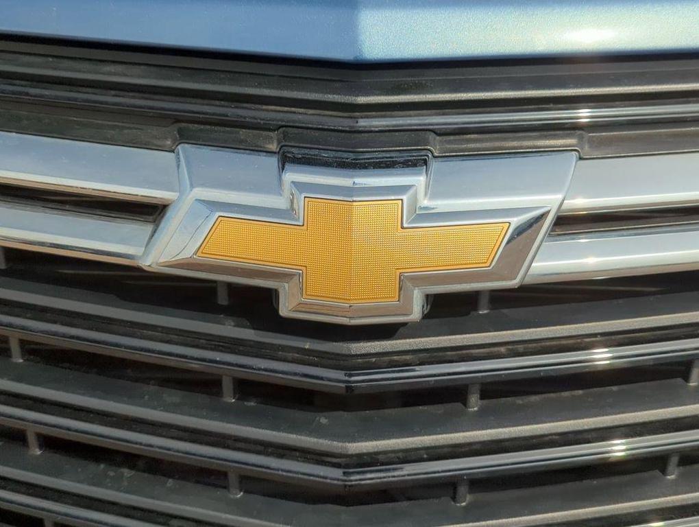 used 2024 Chevrolet Equinox car, priced at $21,175