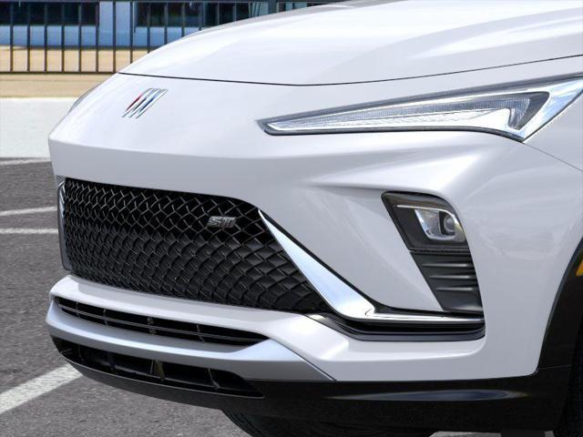 new 2025 Buick Envista car, priced at $28,195