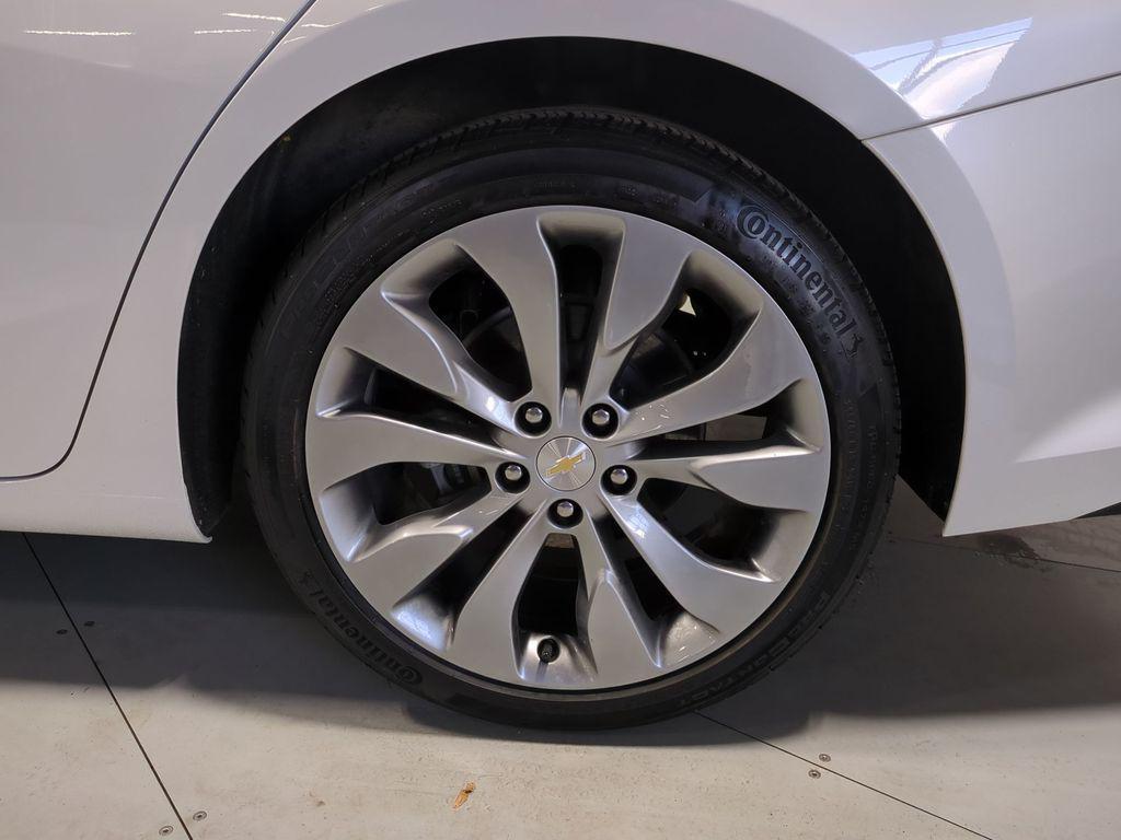 used 2018 Chevrolet Malibu car, priced at $19,995