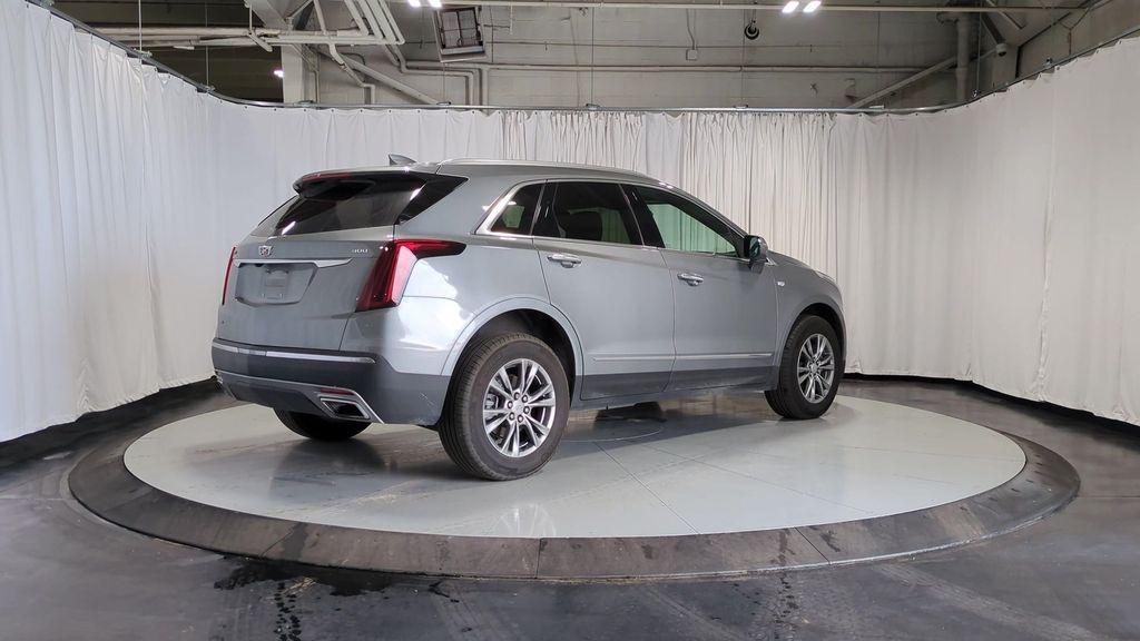 used 2023 Cadillac XT5 car, priced at $30,895