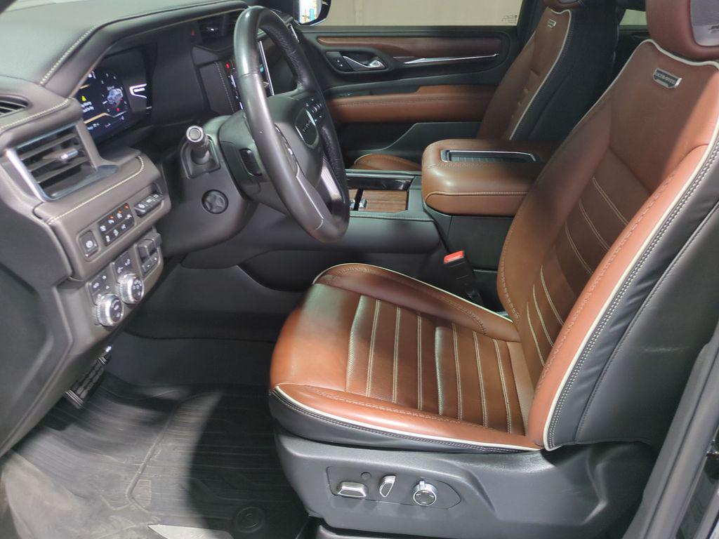 used 2023 GMC Yukon car, priced at $75,375