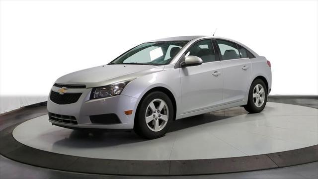 used 2014 Chevrolet Cruze car, priced at $6,495
