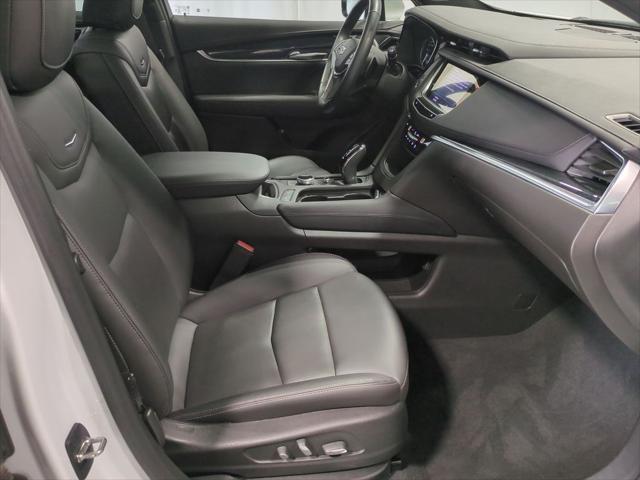used 2023 Cadillac XT5 car, priced at $34,995