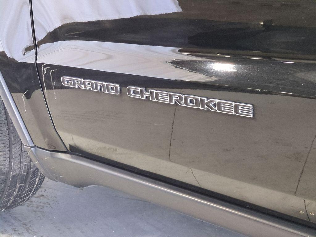 used 2021 Jeep Grand Cherokee car, priced at $28,995