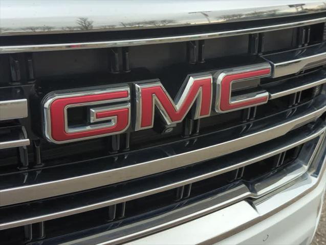 used 2022 GMC Yukon XL car, priced at $55,700