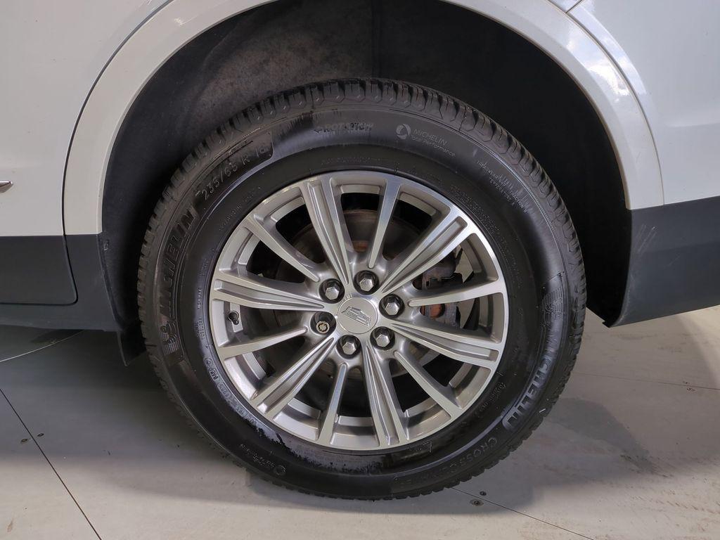 used 2017 Cadillac XT5 car, priced at $17,725