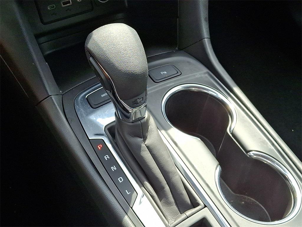 used 2022 Chevrolet Equinox car, priced at $23,762