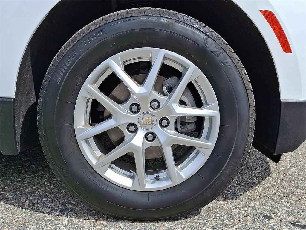 used 2022 Chevrolet Equinox car, priced at $23,762