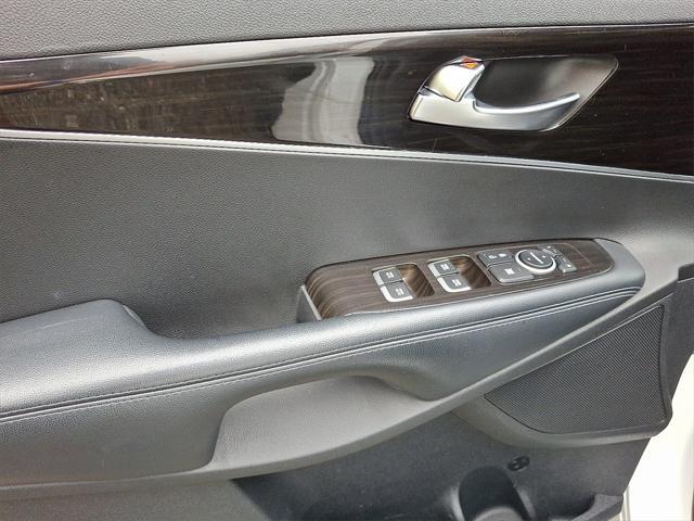 used 2019 Kia Sorento car, priced at $18,700