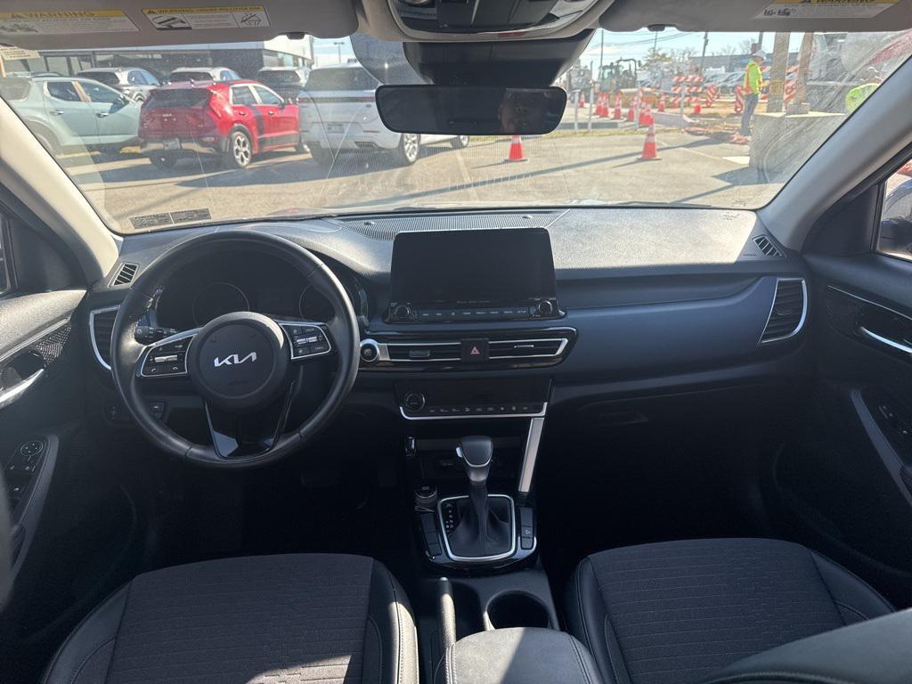 used 2023 Kia Seltos car, priced at $21,592