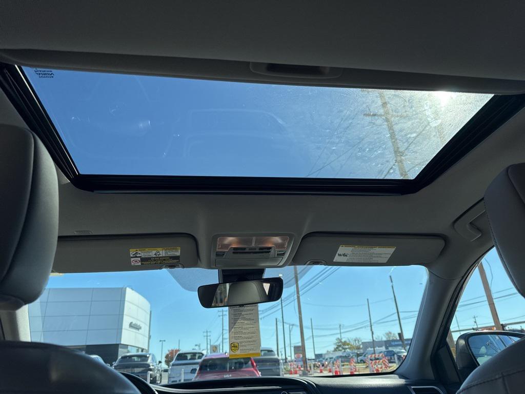 used 2019 Toyota Highlander car, priced at $28,216