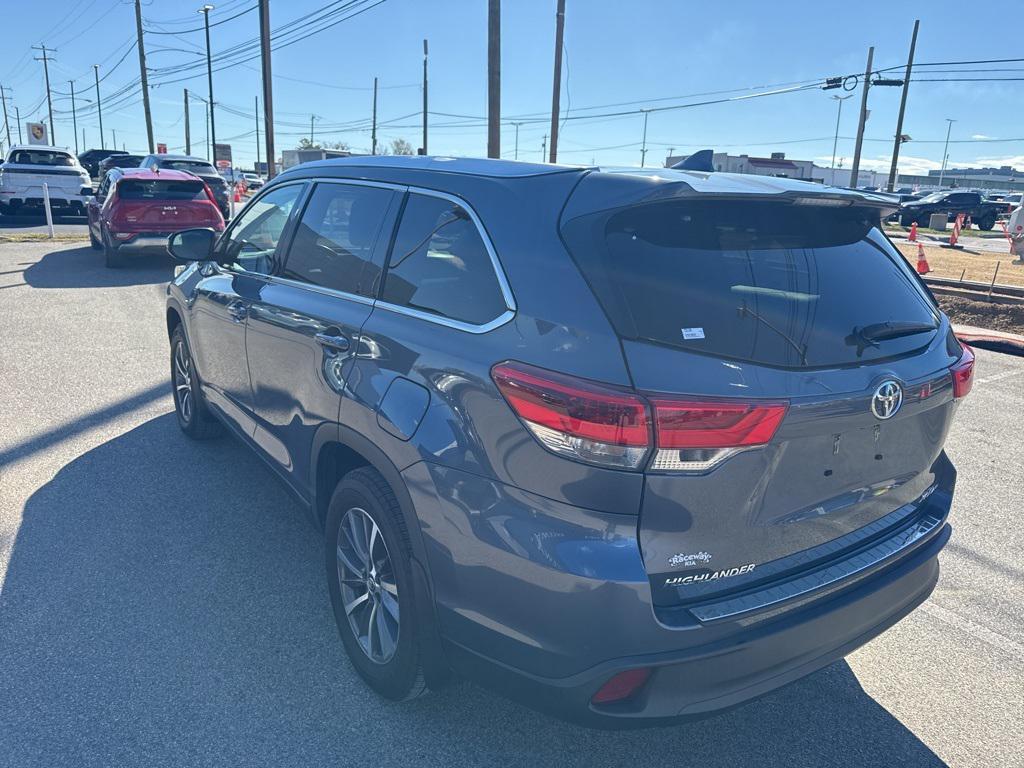 used 2019 Toyota Highlander car, priced at $28,216