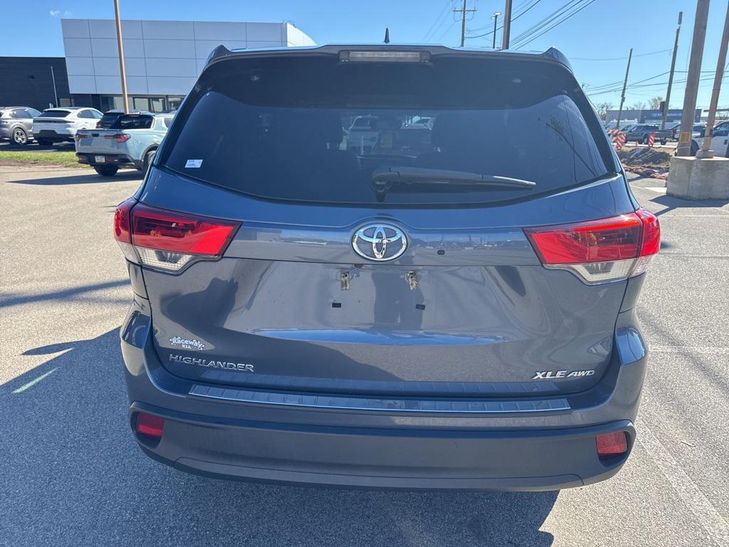used 2019 Toyota Highlander car, priced at $28,216