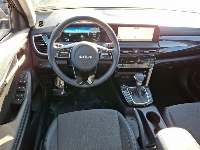 used 2024 Kia Seltos car, priced at $25,107