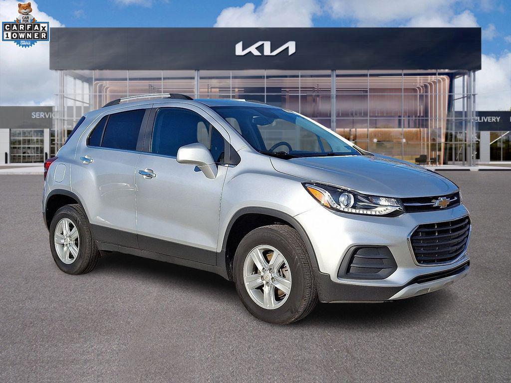 used 2020 Chevrolet Trax car, priced at $15,714