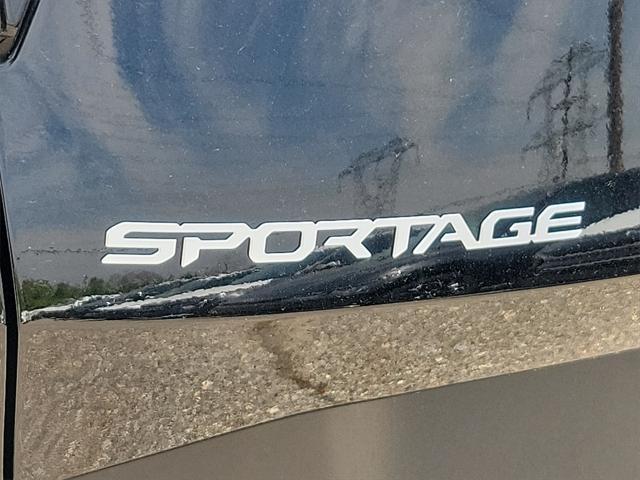 new 2024 Kia Sportage car, priced at $35,040