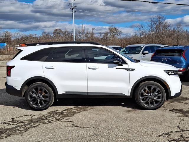 used 2023 Kia Sorento car, priced at $31,707