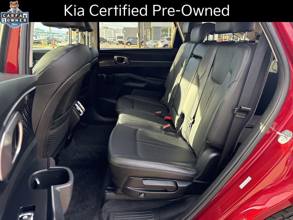 used 2022 Kia Sorento car, priced at $24,770