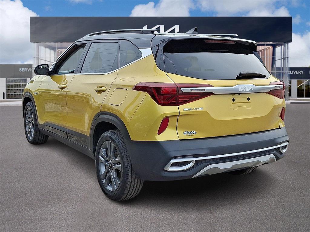 used 2022 Kia Seltos car, priced at $20,660