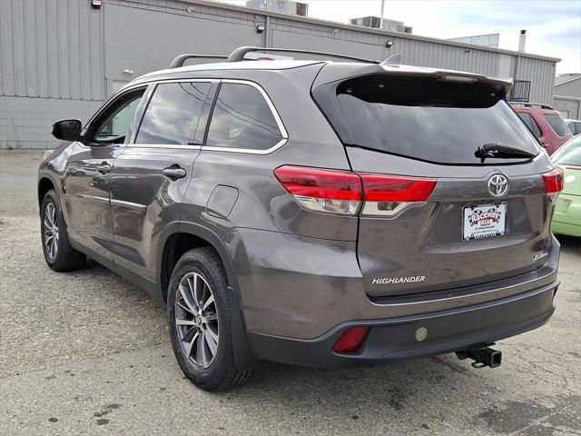 used 2019 Toyota Highlander car, priced at $28,669