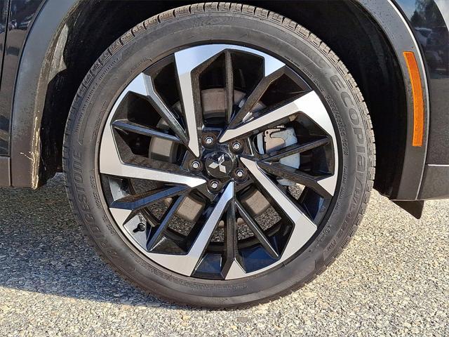 used 2024 Mitsubishi Outlander car, priced at $27,900