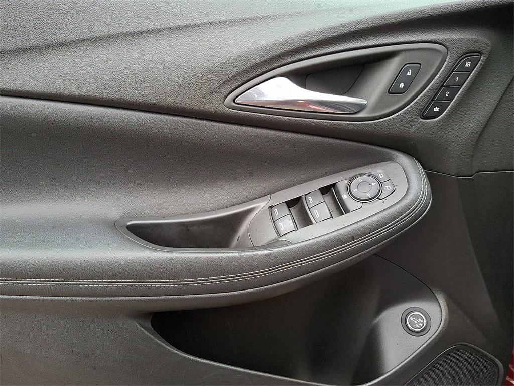 used 2022 Buick Encore GX car, priced at $22,465