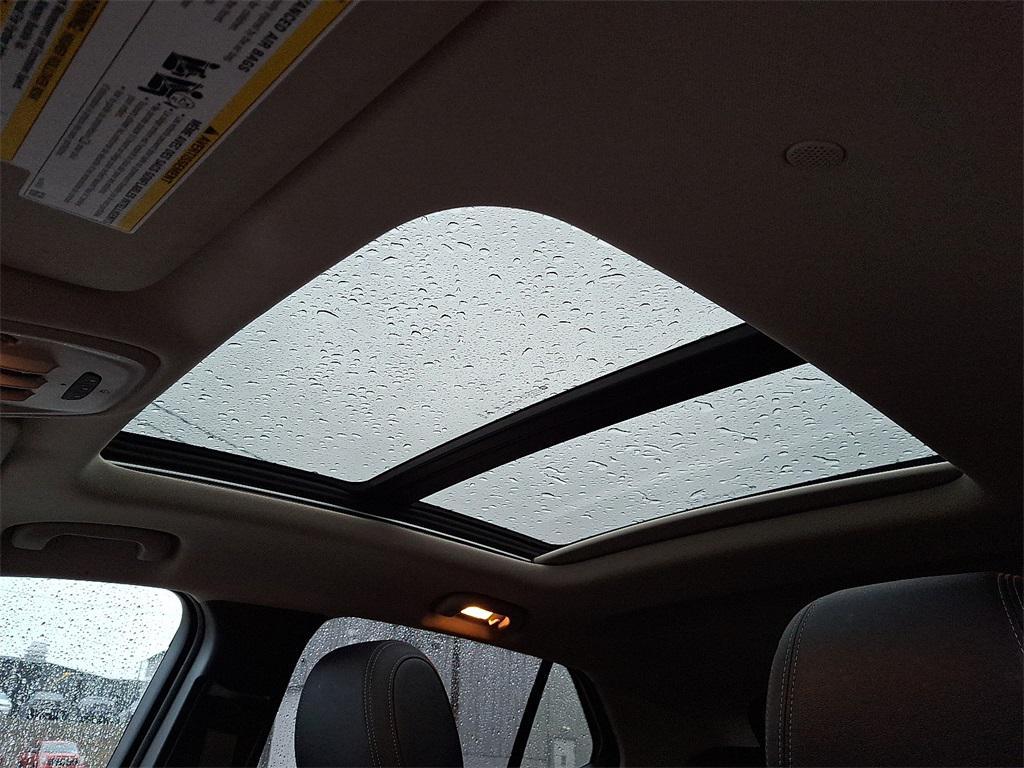 used 2022 Buick Encore GX car, priced at $22,465