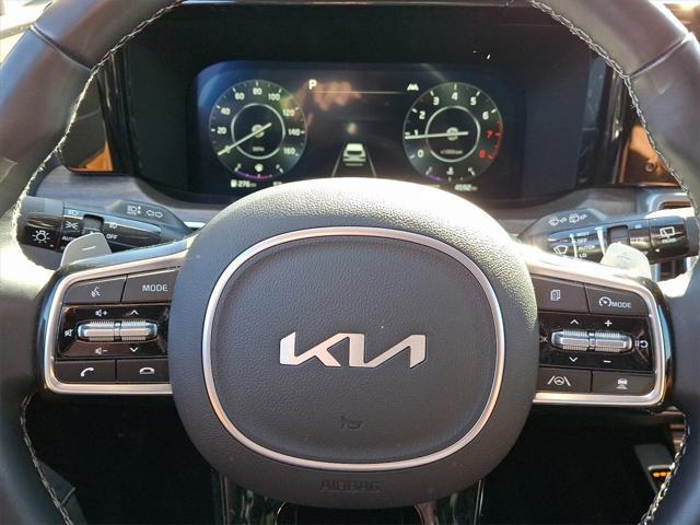 used 2023 Kia Sorento car, priced at $42,995