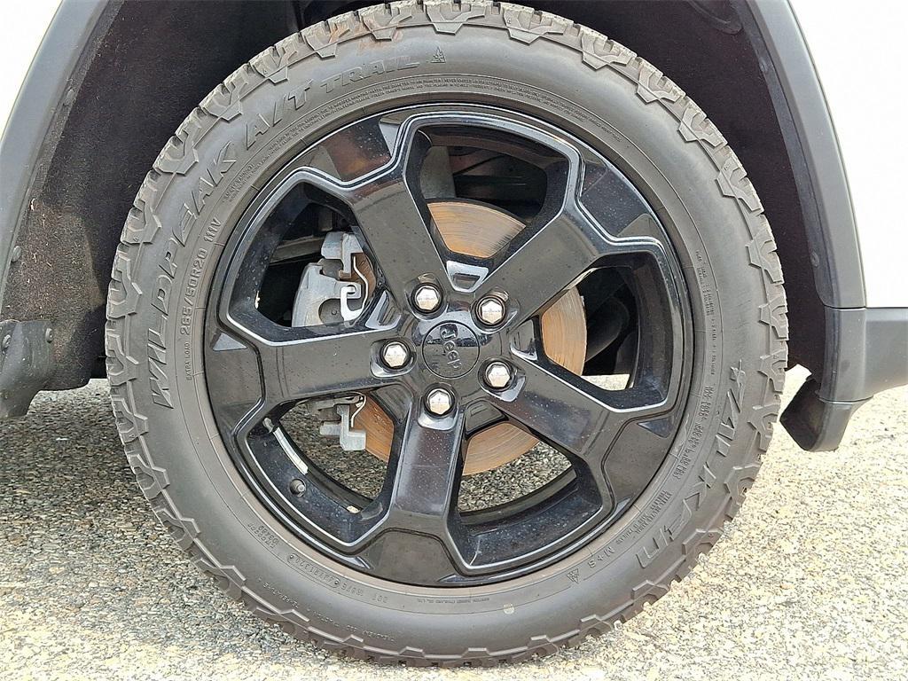 used 2019 Jeep Grand Cherokee car, priced at $18,982