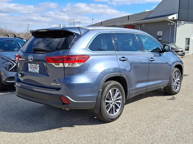 used 2019 Toyota Highlander car, priced at $28,946