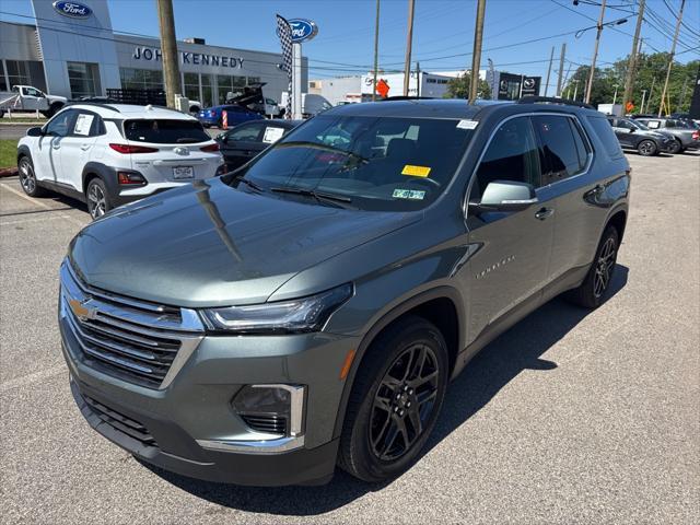 used 2023 Chevrolet Traverse car